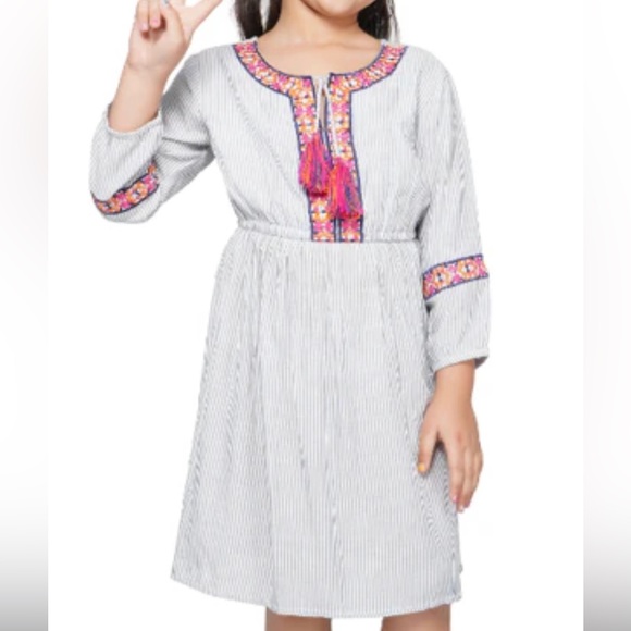 Girls PERIWINKLE EMBROIDERED DRESS | BOHEMIAN EMBROIDERED DRESS - Picture 7 of 8
